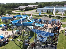 Nisswa Family Fun Waterpark Logo