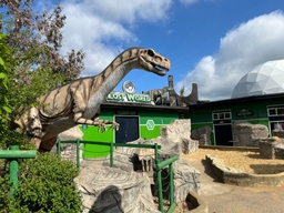 Gullivers Dinosaur & Farm Park Logo